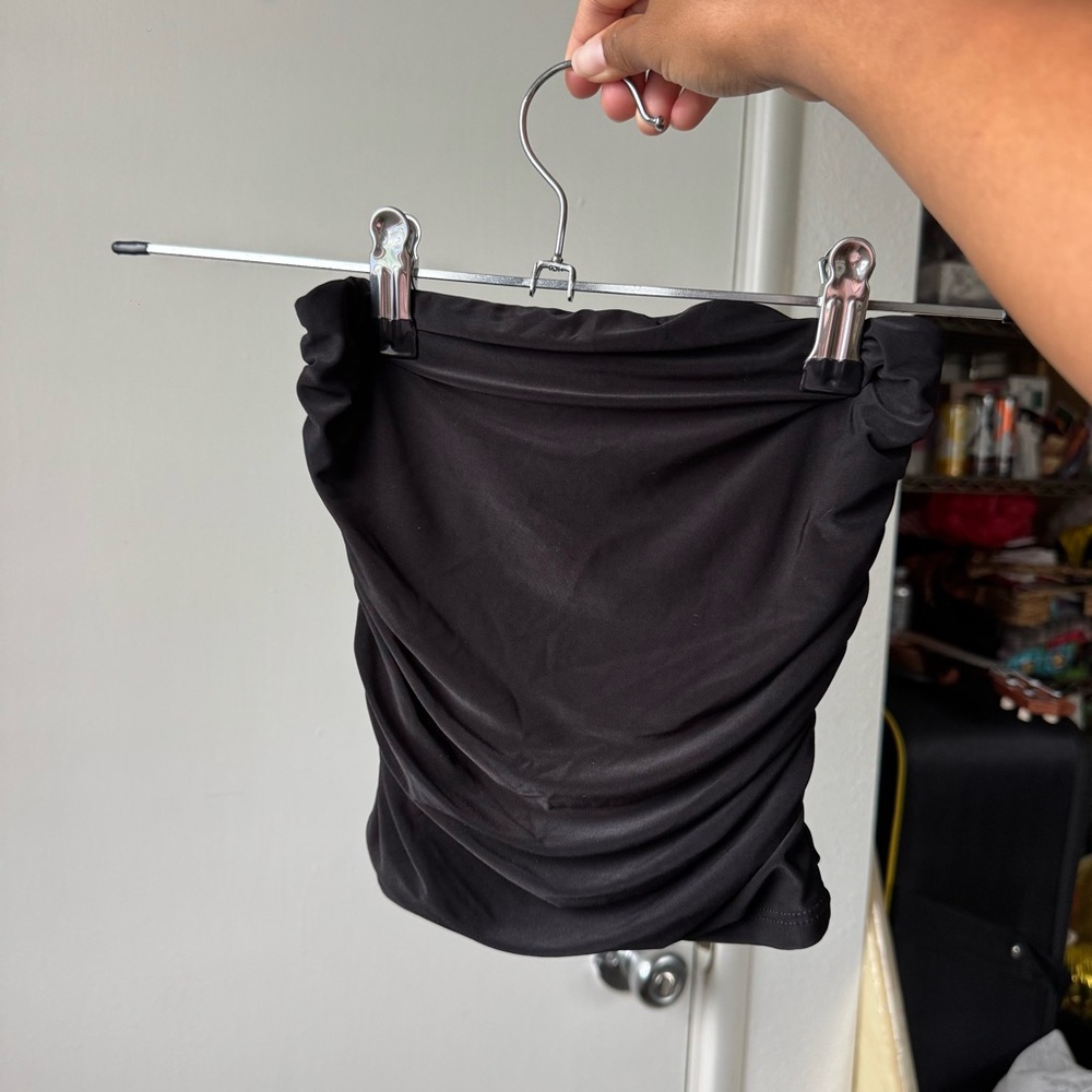 Tilly’s black tube top size XS BRAND NEW NEVER WORN